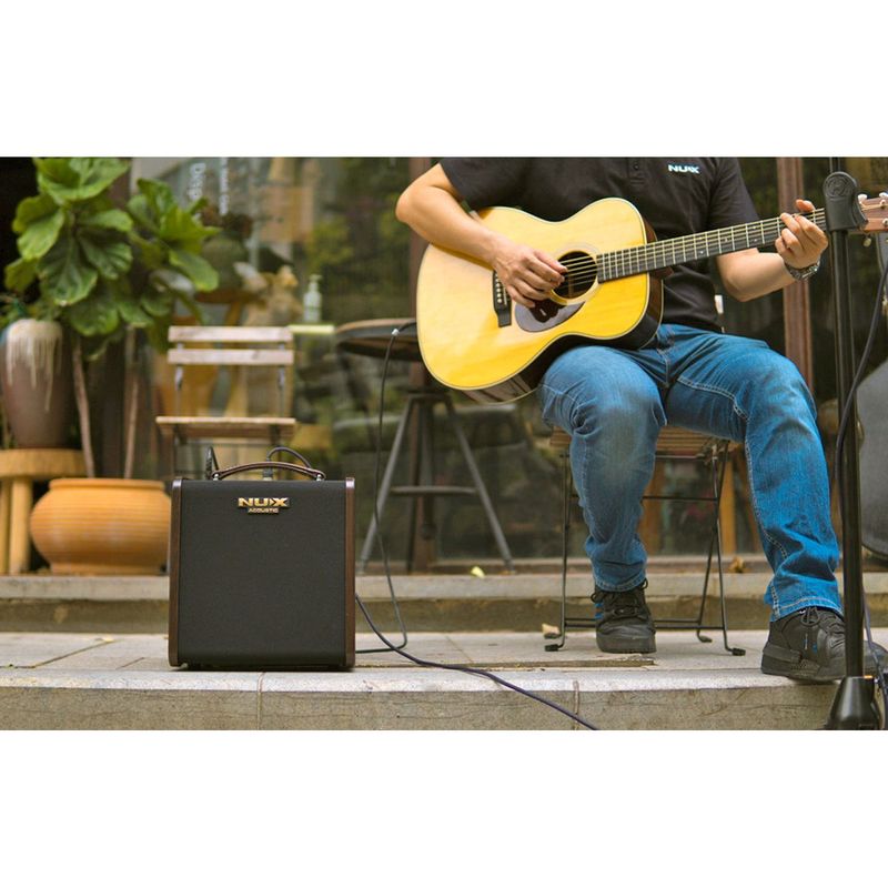NUX AC 80 Stageman II Charge - Oppladbar forsterker for akustisk gitar